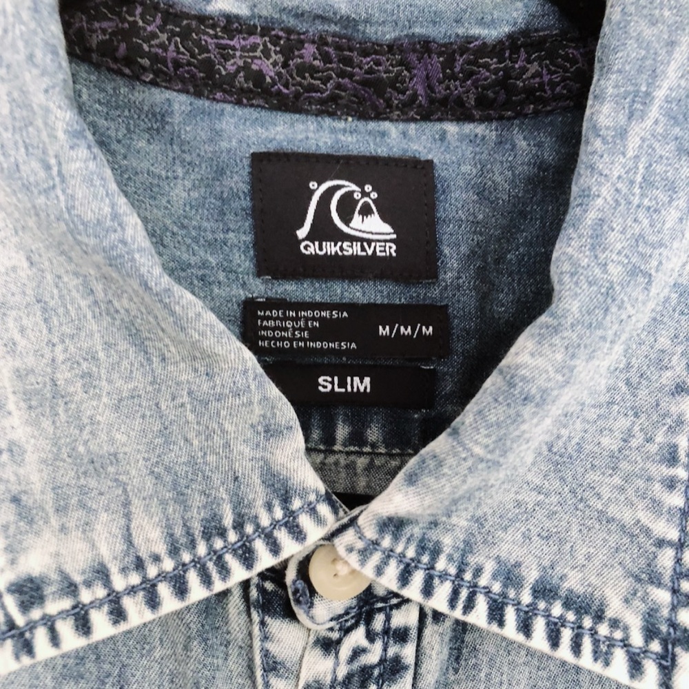 Quicksilver button up - Picture 2 of 2